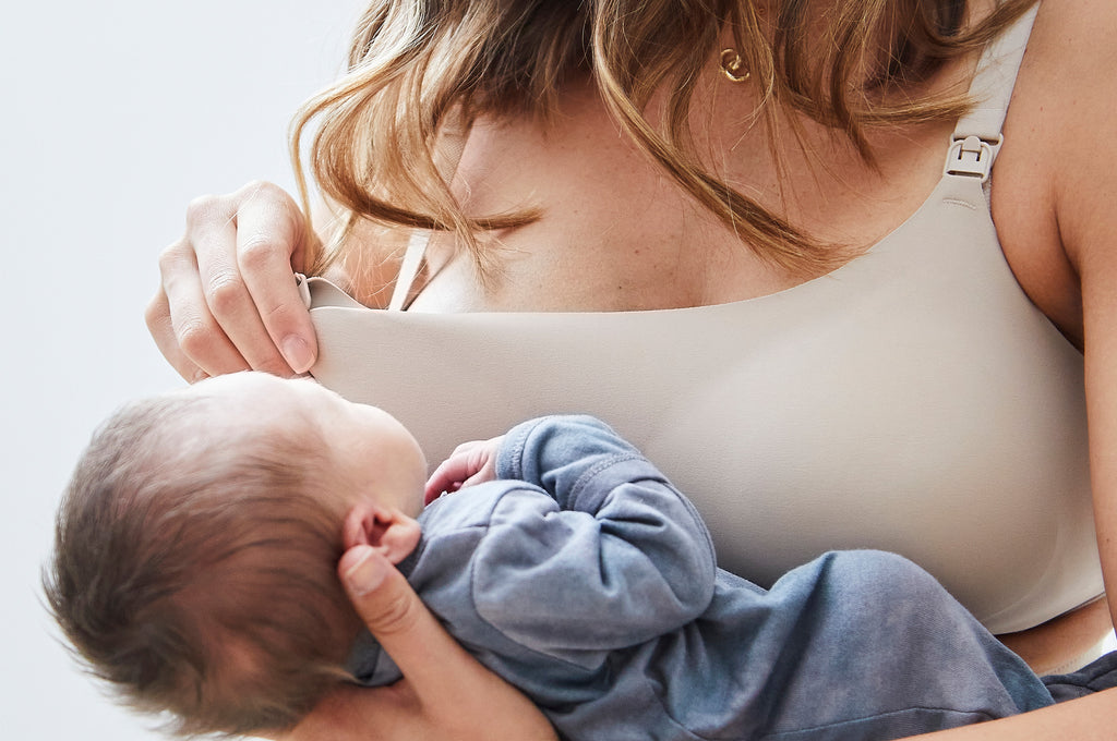 The Best Breast Pumping Schedule for New Moms