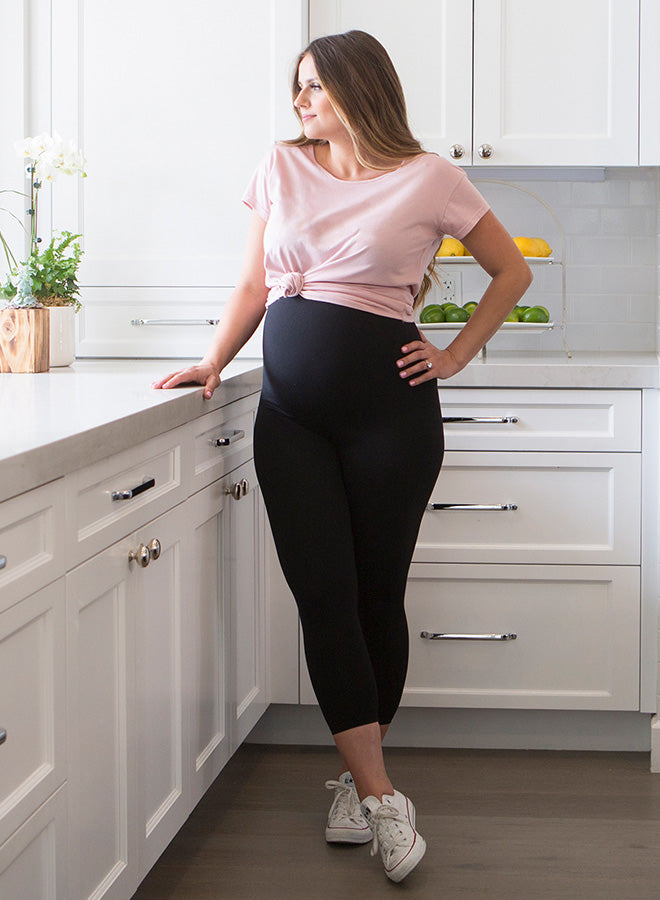 Scallop Ultra High Waisted Tummy Control Postpartum Legging 25'' (Noir –  Sweat and Milk LLC