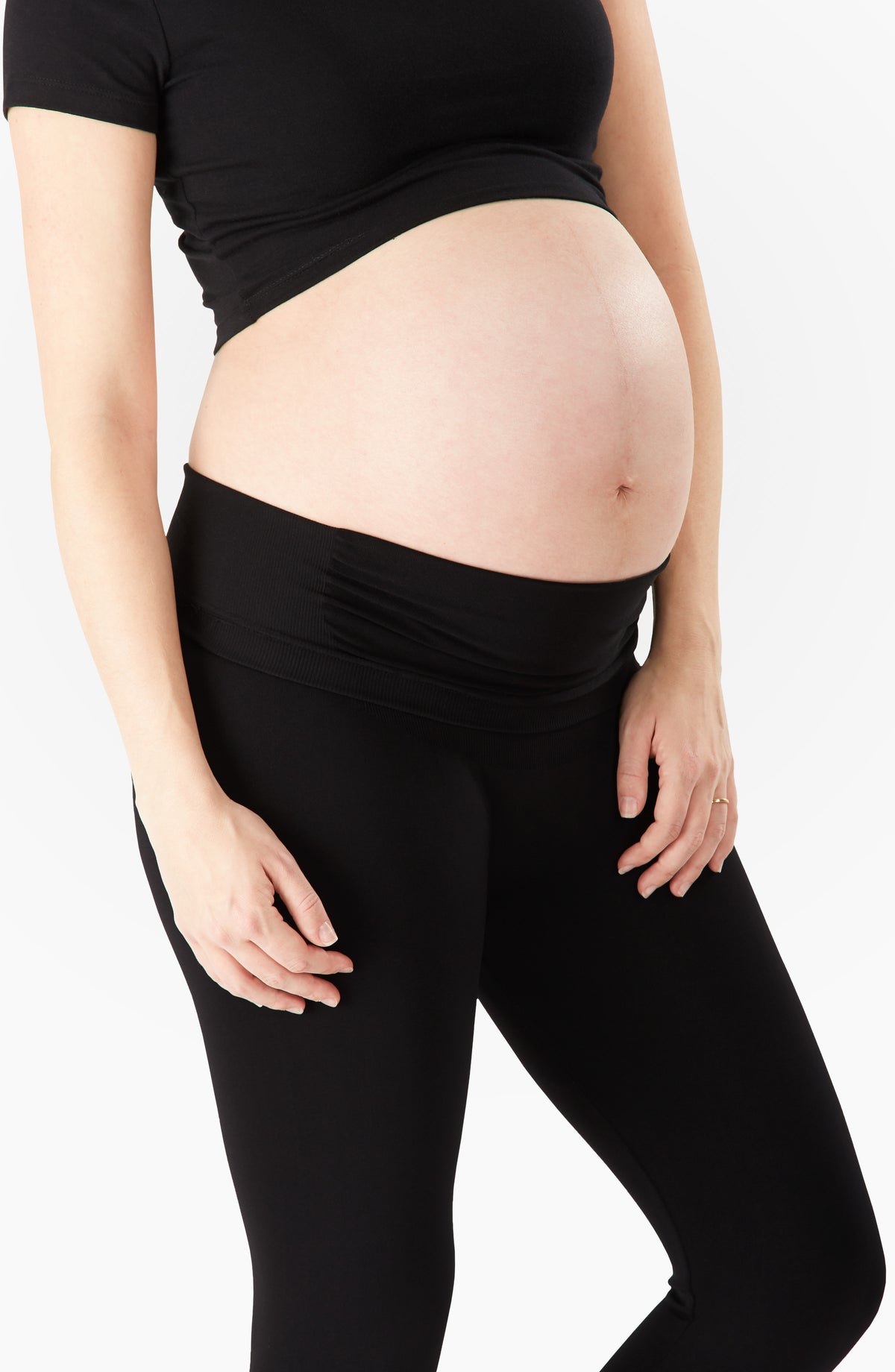Belly Bandit - Can't fit into your jeans anymore? We get it! 🤩⁠ ⁠ Check  out our line of maternity leggings specifically designed to provide support  and comfort to your growing belly.